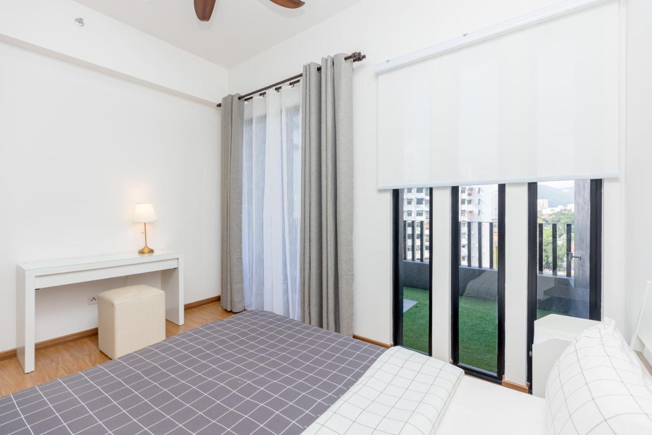 Beacon Executive Suite Penang George Town Esterno foto
