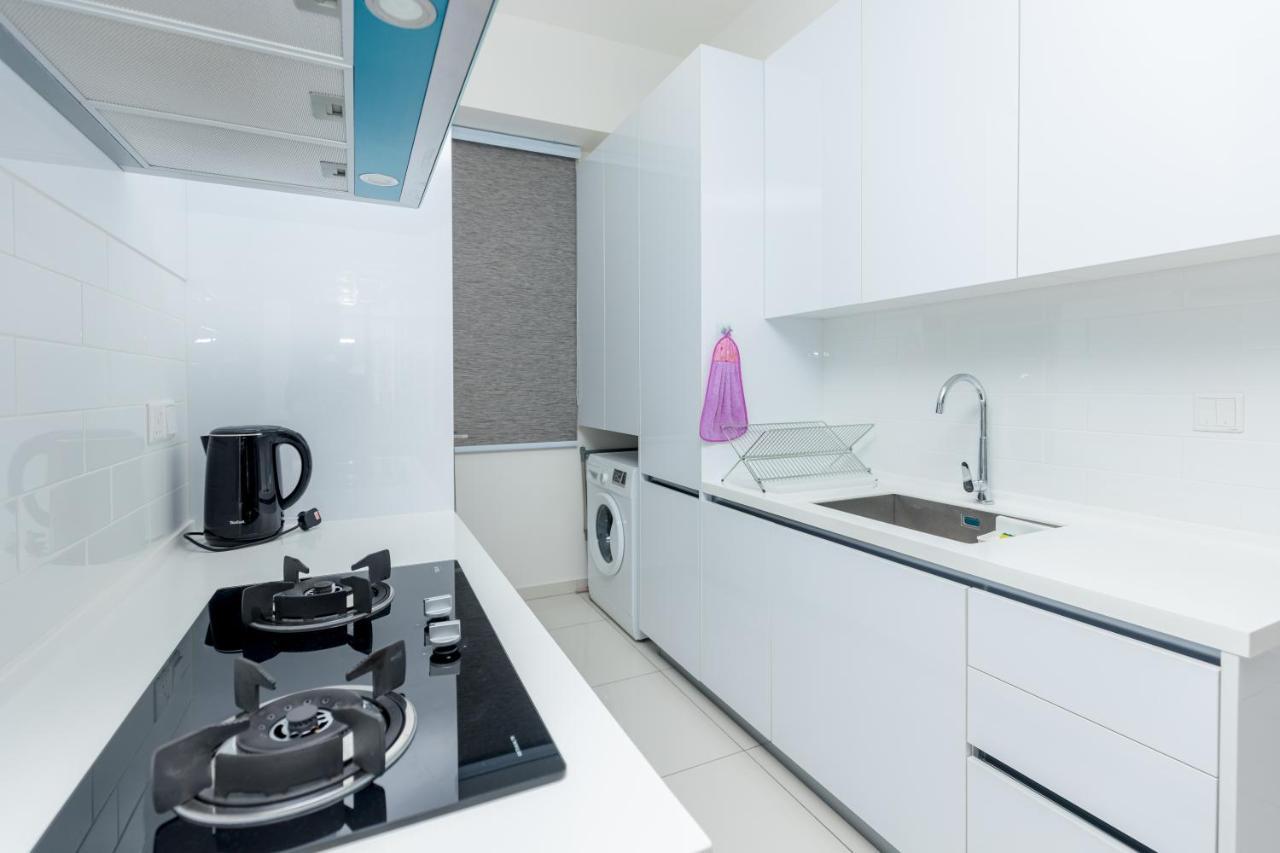 Beacon Executive Suite Penang George Town Esterno foto