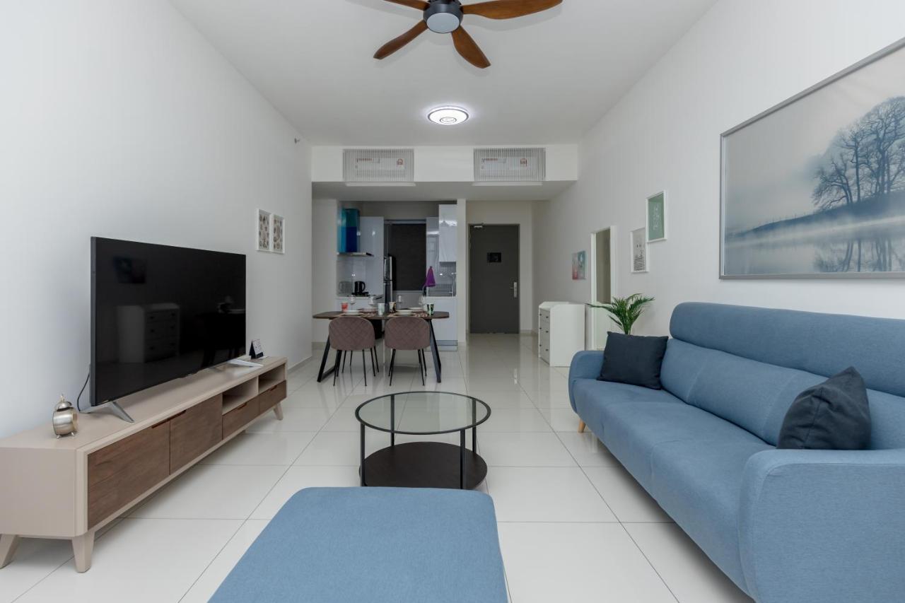 Beacon Executive Suite Penang George Town Esterno foto
