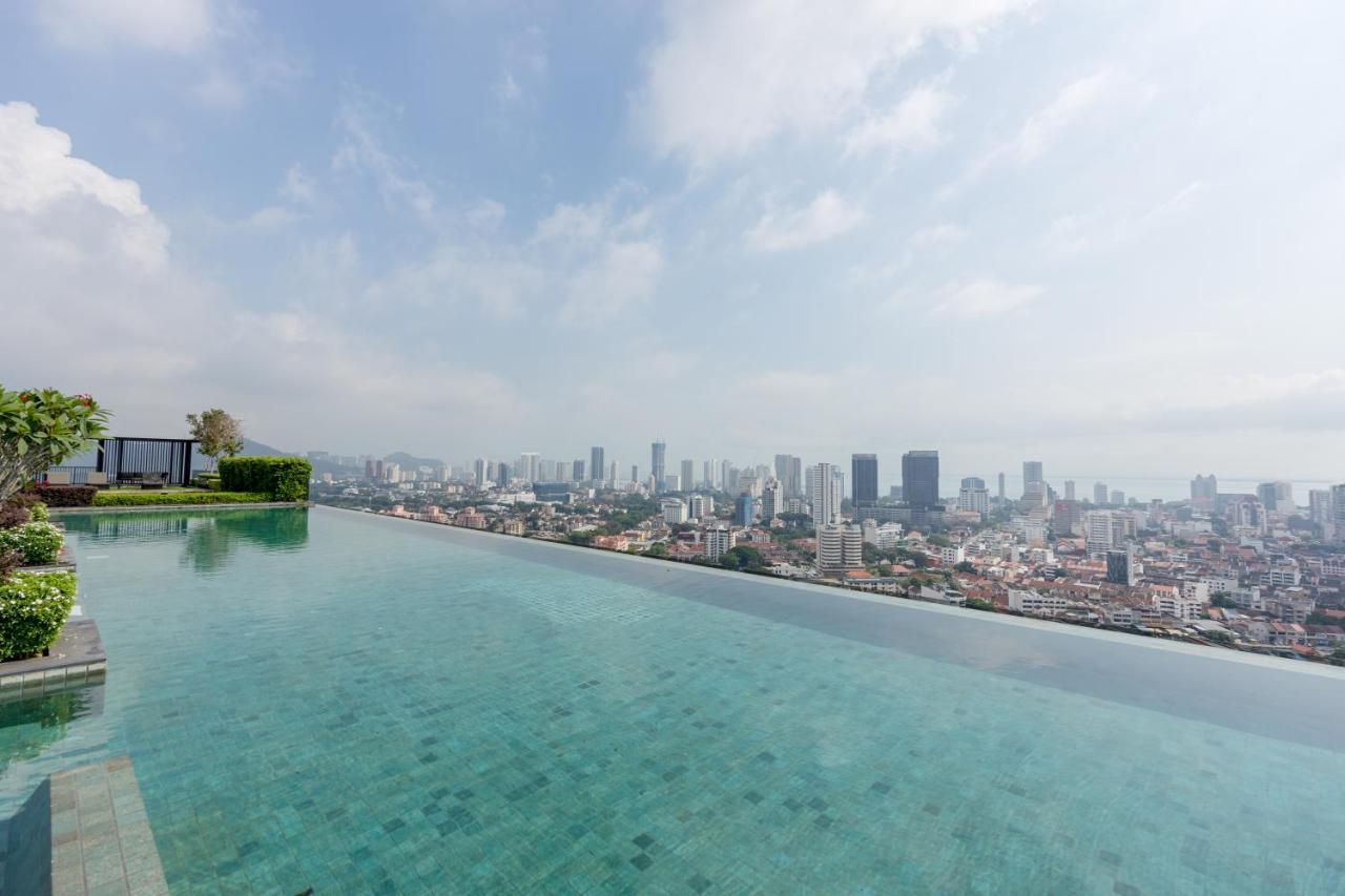 Beacon Executive Suite Penang George Town Esterno foto