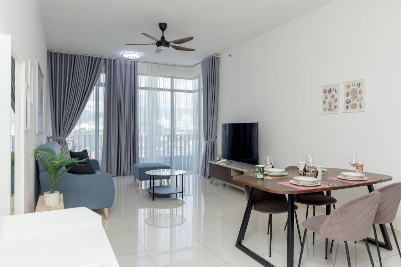 Beacon Executive Suite Penang George Town Esterno foto