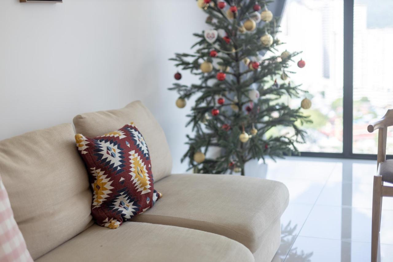 Beacon Executive Suite Penang George Town Esterno foto
